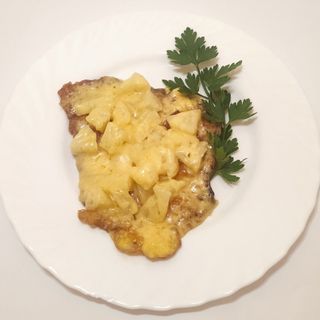 М'ясо по-королівськи (130г)