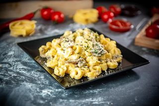 Tortellini mushroom and gorgonzola