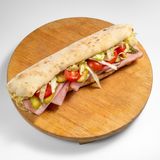 Sendvič sa pršutom 400 gr