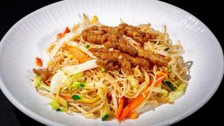 018 Spaghetti di riso con manzo