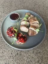 Утиное филе в клюквенно-апельсиновом соусе (300г)