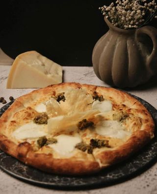 Pizza Frutti Di Mare (32 Cm.)