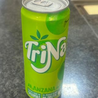 zumo de manzana sin gas