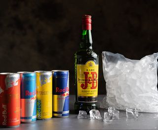 Pachet J&B Whiskey&RedBull