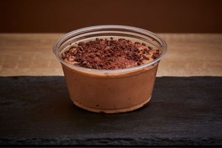 Crema de queso y chocolate Toro