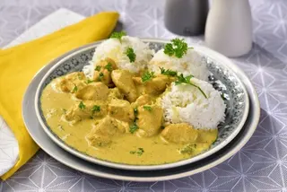Piletina u curry sosu