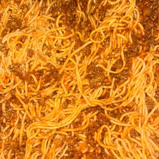 Ración De Espaguetis boloñesa 