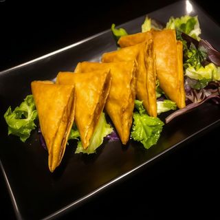 09. Samosa 5 Und. Samosa 5 pcs