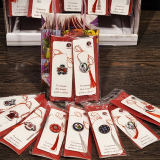 Pachet 10 martisoare Brosa Clasic motive traditionale