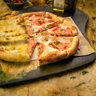 Пица Вентричина  (450гр.)