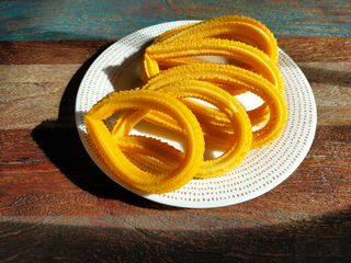 Churros (12 Uds.) Y Porras (6 Uds.)