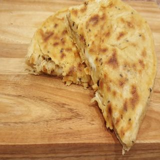 Chilli Cheese Naan