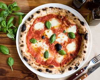 PIZZA MARGHERITA