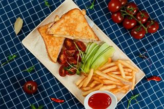 Сэндвич с сыром и индейкой (500 гр)