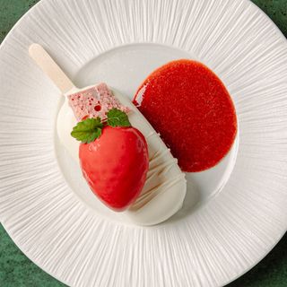 Jagoda na sladoledu (Vegeterijansko)