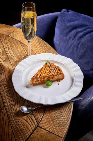 Cheescake cu semnătură de caramel