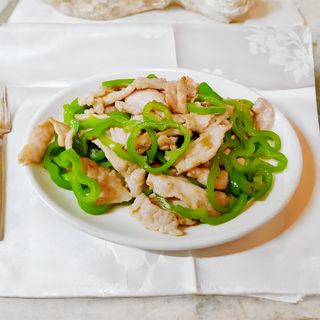 Cerdo Con Pimientos Verdes