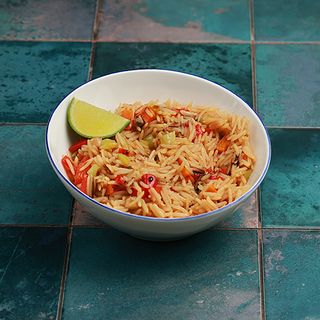 ბრინჯი ბოსტნეულით