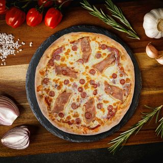 Pizza Carnivore Ø32cm