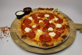 Pizza Philadelphia E Salami Picante