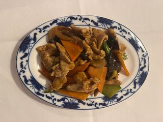 77. Carne di maiale con misto di verdure