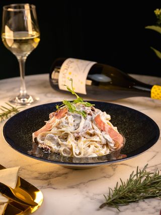 Tagliatelle sa pršutom i vrganjima