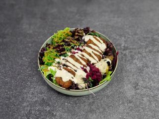 Falafel Salata