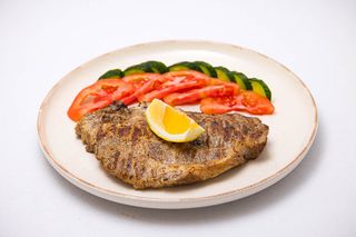 Свинска вратна пържола