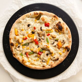 Pizza Blanca Con Pollo