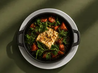 Фета запечена з томатами (200g)
