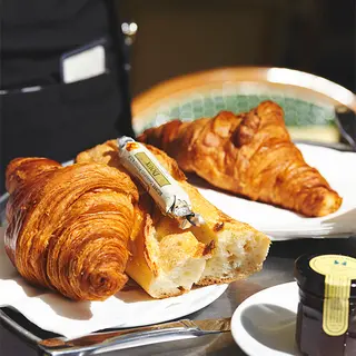 Petit Déjeuner Parisien