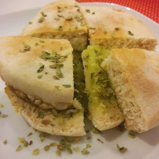 Pão d’alho em Bolo de Caco