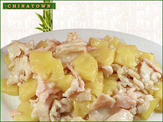 Пиле с ананас