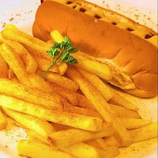 HOT DOG & CHIPS