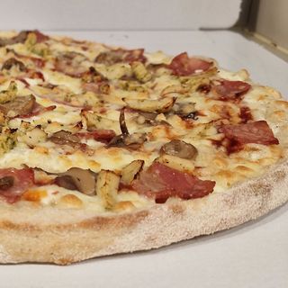 Pizza Barbacoa Fusión (Mediana)