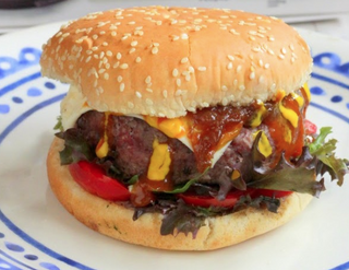 Hamburguesa De La Casa