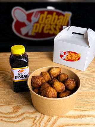 Combo Beignets Gbofloto &
Jus