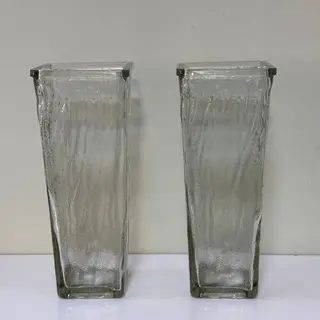 Квадратная ваза для цветов 