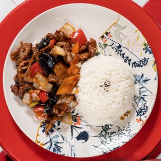 Riso bianco con manzo