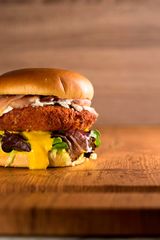 Burgerchopo De Ternera Asturiana, La Primera Hamburguesa De Cachopo