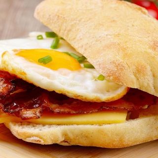 Bocadillo de Bacon - Americano