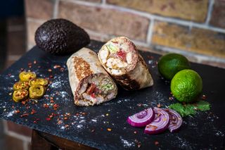 Бурито с Кориандрово пиле (420г)