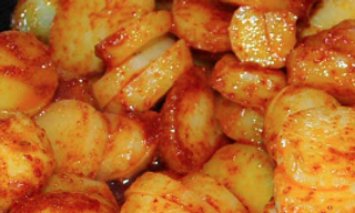 Patate con polvere di peperoncino