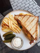 Клаб сендвіч з картопляними діпами