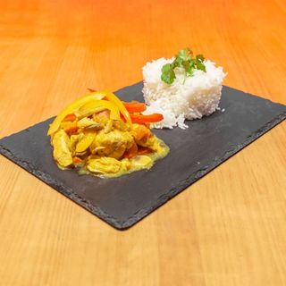 Arroz & Pollo al curry.