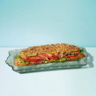 Croissant Vegetal Con Gamba Y Guacamole