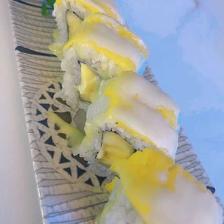 S33B.MANGO ROLL (8 Pzs.)