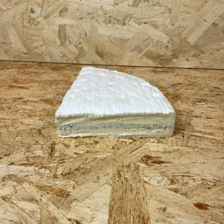 Brie De Meaux A La Trufa De Verano1/4 Pieza (0.300 Kg Aprox)