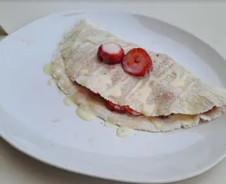 Tapioca de Leite Condensado e Morango