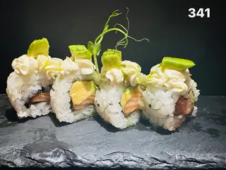 341. Sake Philadelphia pesto 4 pezzi
